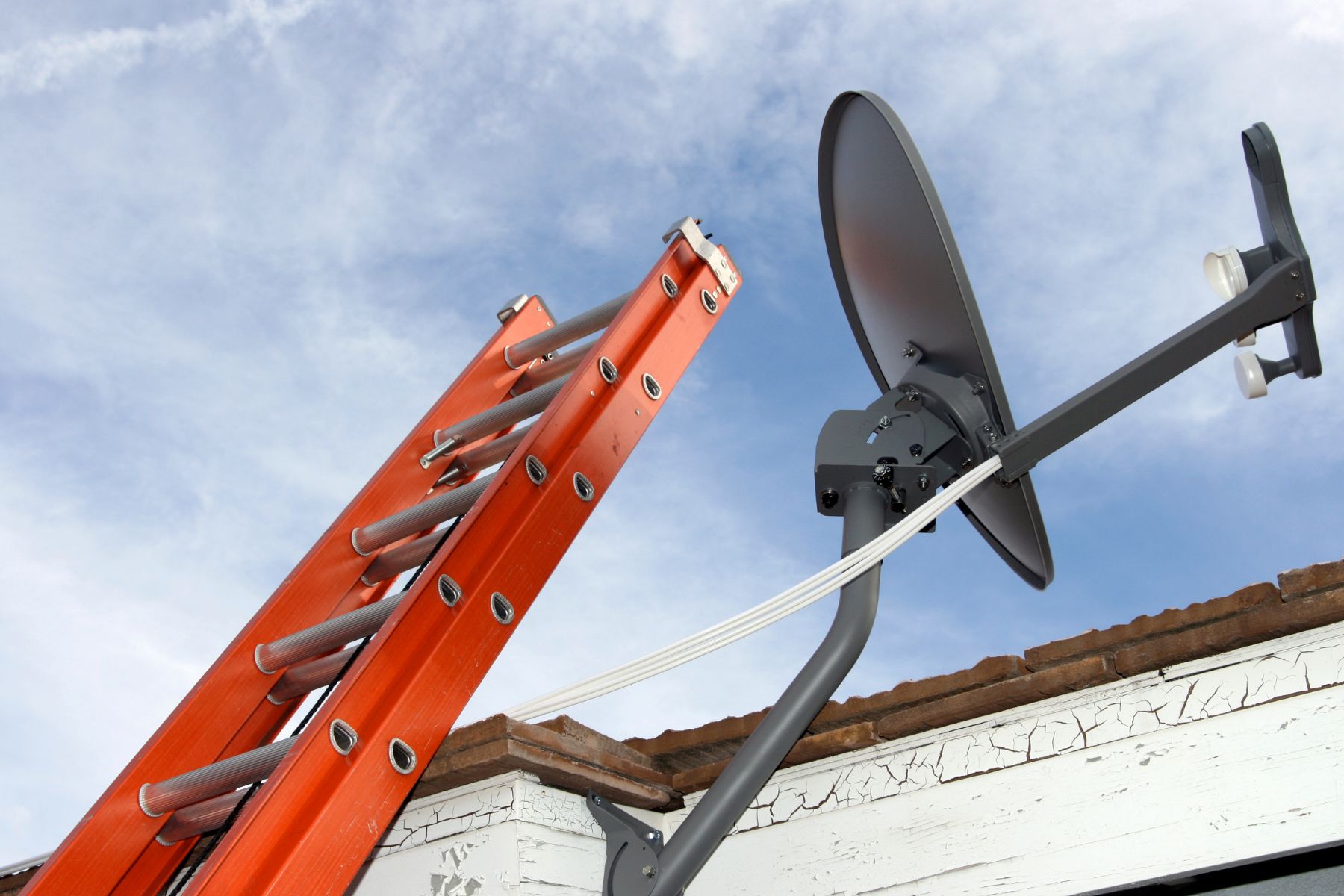 Accredited DStv Installers Accredited DStv Installers
